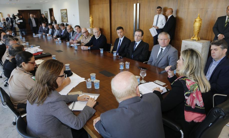 A governadora Cida Borhgetti durante a 3 Reunião de Integração das Forças de Segurança. - Curtiiba/Pr, 10 de maio de 2018 - Foto Jonas Oliveira/Governadoria