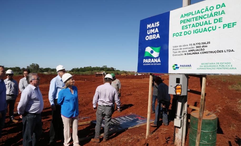 Governadora Cida Borghetti visita o local onde será construída a nova unidade penitenciária de Foz do Iguaçu.  -  Foz do Iguaçu, 09/11/2018  -  Foto: Orlando Kissner/ANPr