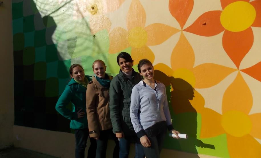 Alunas do curso de Especialização em Arquitetura e Design da PUCPR