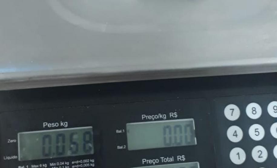 Agentes apreendem cocaína costurada em barra de calça de visitante da Hildebrando de Souza