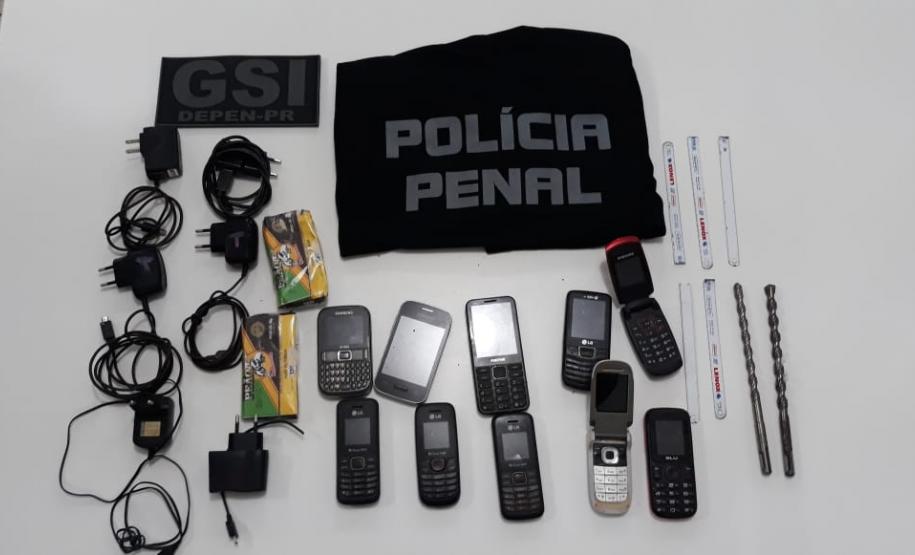 Materiais apreendidos na Penitenciária Estadual de Cascavel (PEC)
