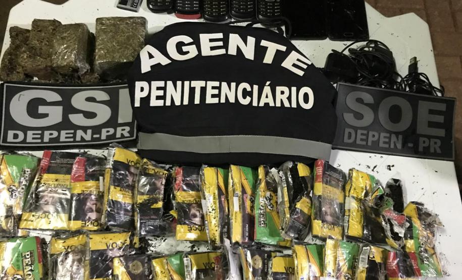 Agentes do Depen apreendem drogas e celulares que seriam entregues a presos de Foz do Iguaçu