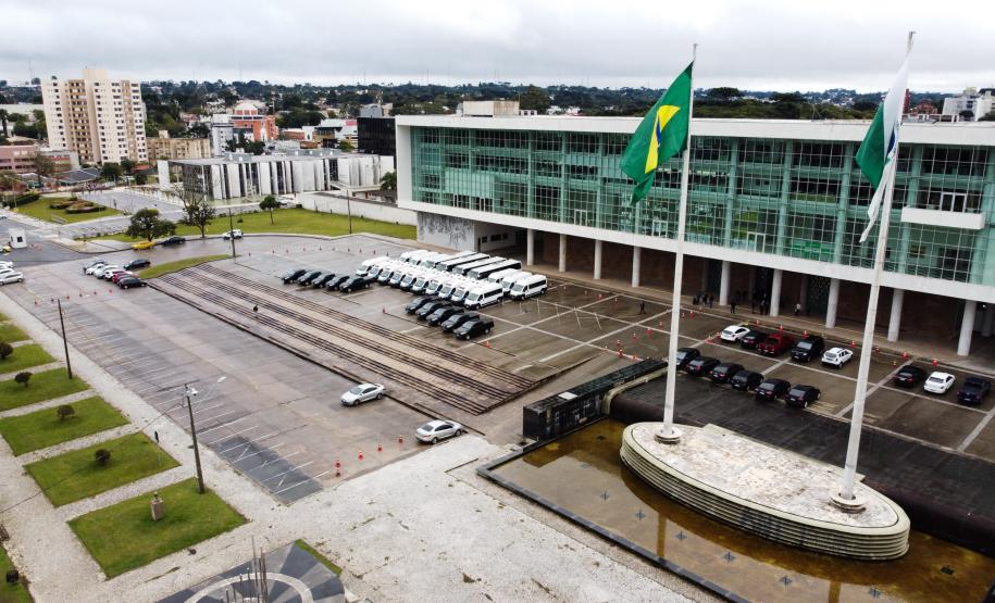 O Governador Carlos Massa Ratinho Junior entrega nesta quarta-feira (29/07), viaturas para o Departamento Penitenciário do Paraná (Depen) no Palácio Iguaçu.  Curitiba, 29/07/2020 - Foto: Geraldo Bubniak/AEN