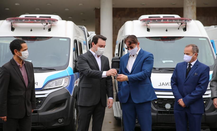 O Governador Carlos Massa Ratinho Junior entrega nesta quarta-feira (29/07), viaturas para o Departamento Penitenciário do Paraná (Depen) no Palácio Iguaçu.  Curitiba, 29/07/2020 - Foto: Geraldo Bubniak/AEN