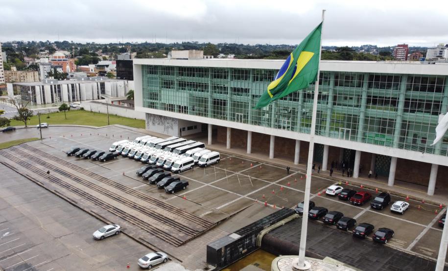 O Governador Carlos Massa Ratinho Junior entrega nesta quarta-feira (29/07), viaturas para o Departamento Penitenciário do Paraná (Depen) no Palácio Iguaçu.  Curitiba, 29/07/2020 - Foto: Geraldo Bubniak/AEN