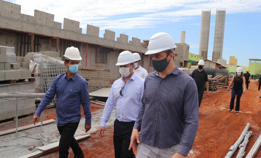 Secretário da Segurança Pública acompanha obras da nova Cadeia Pública de Foz do Iguaçu