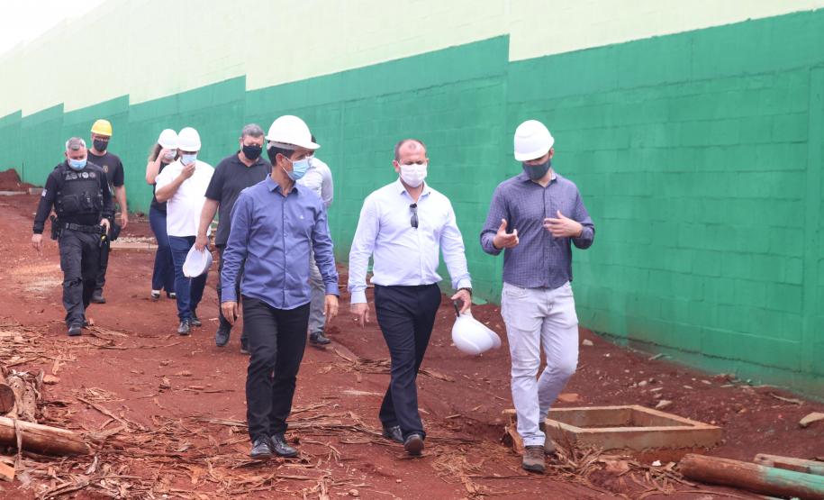 Secretário da Segurança Pública acompanha obras da nova Cadeia Pública de Foz do Iguaçu