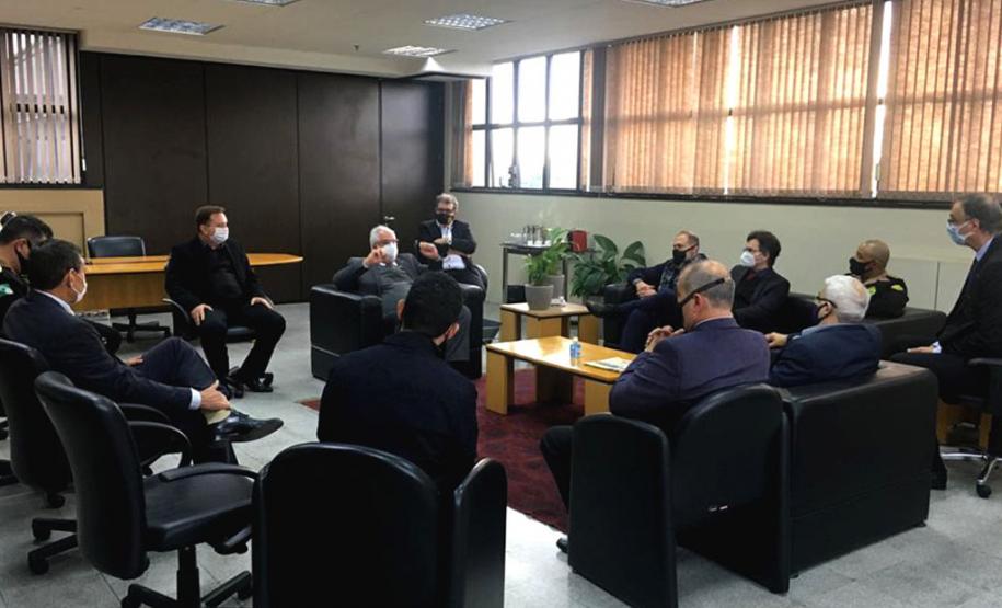 Paraná e São Paulo buscam mais integração e troca de experiências em segurança pública Paraná e São Paulo buscam mais integração e troca de experiências em segurança pública