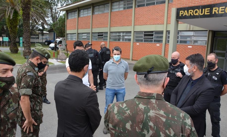Agentes penitenciários participam de curso de habilitação em fuzil e armeiro no Exército Brasileiro - Curitiba, 20/09/2021