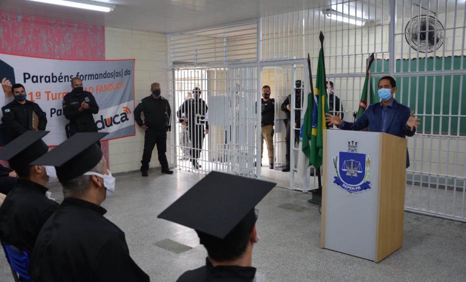 Casa de Custódia de Curitiba lança série de projetos educacionais para presos