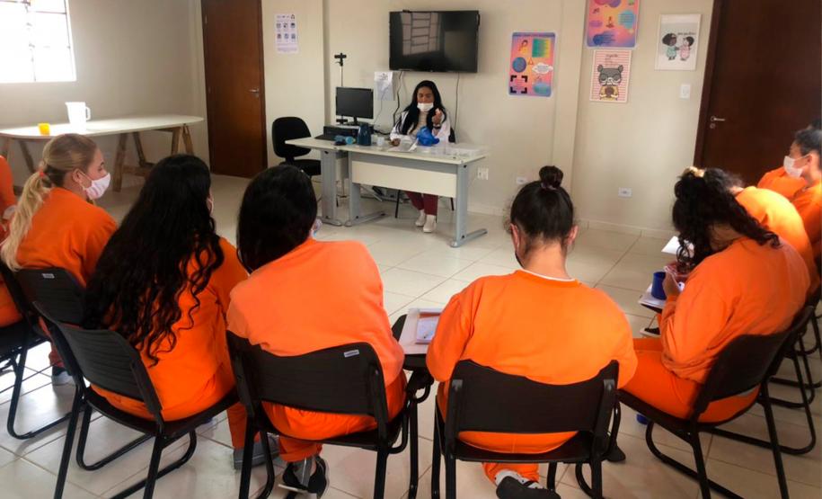 Depen e Senac ofertam cursos profissionalizantes a presas na RMC