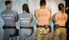 Policiais penais recebem novos uniformes